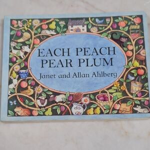 Each Peach Pear Plum Board Book by Janet and Allan Ahlberg - Illustrated Cover